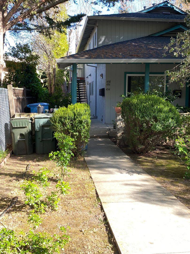 Apartment for rent at 454 Ruthven Ave, Palo Alto, CA 94301