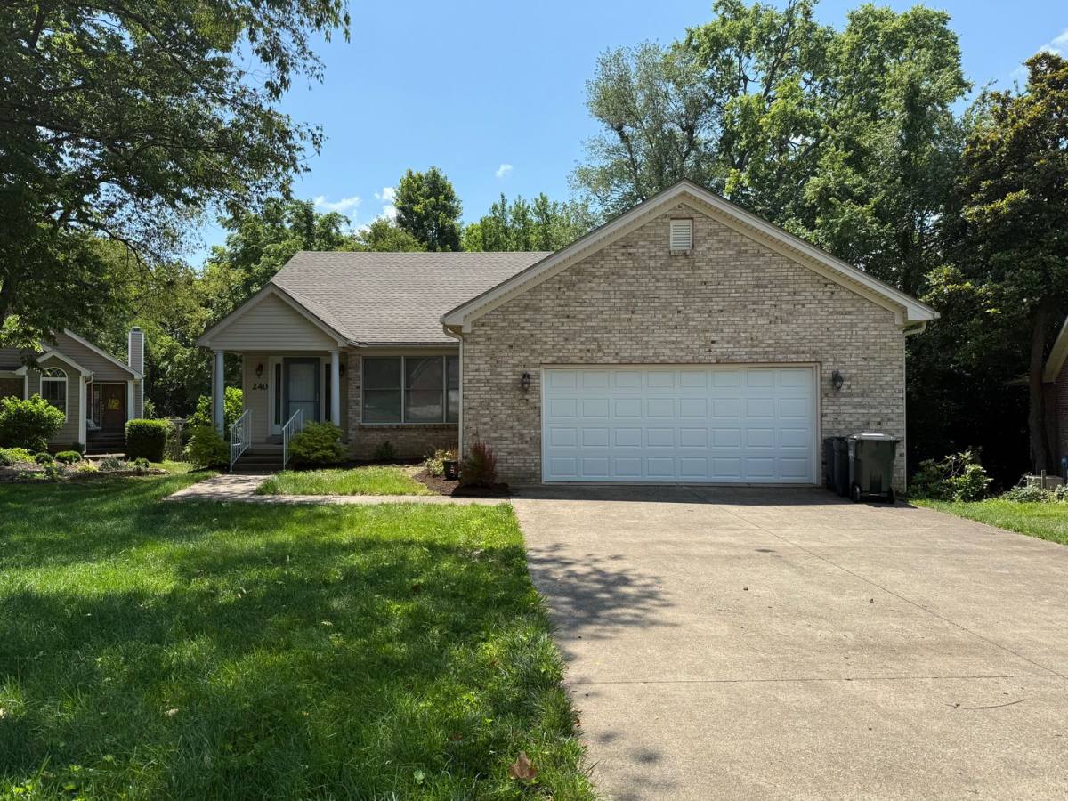 House for rent at 240 Shaw Court, Versailles, KY 40383
