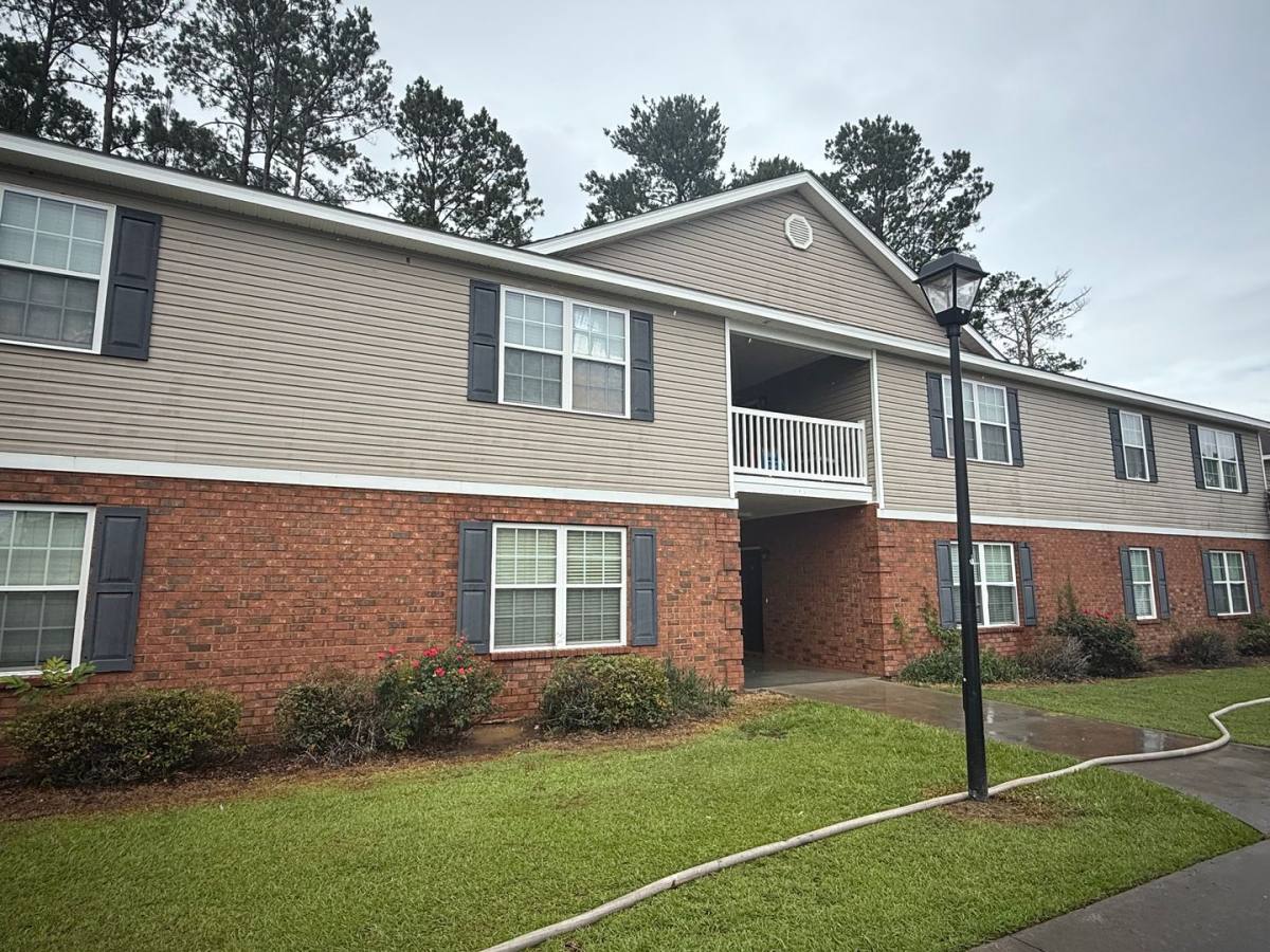 Apartment for rent at 502 Strickland St Extension, Pembroke, GA 31321