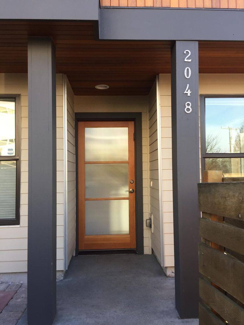 2048 Minor Ave E, Seattle, WA 98102