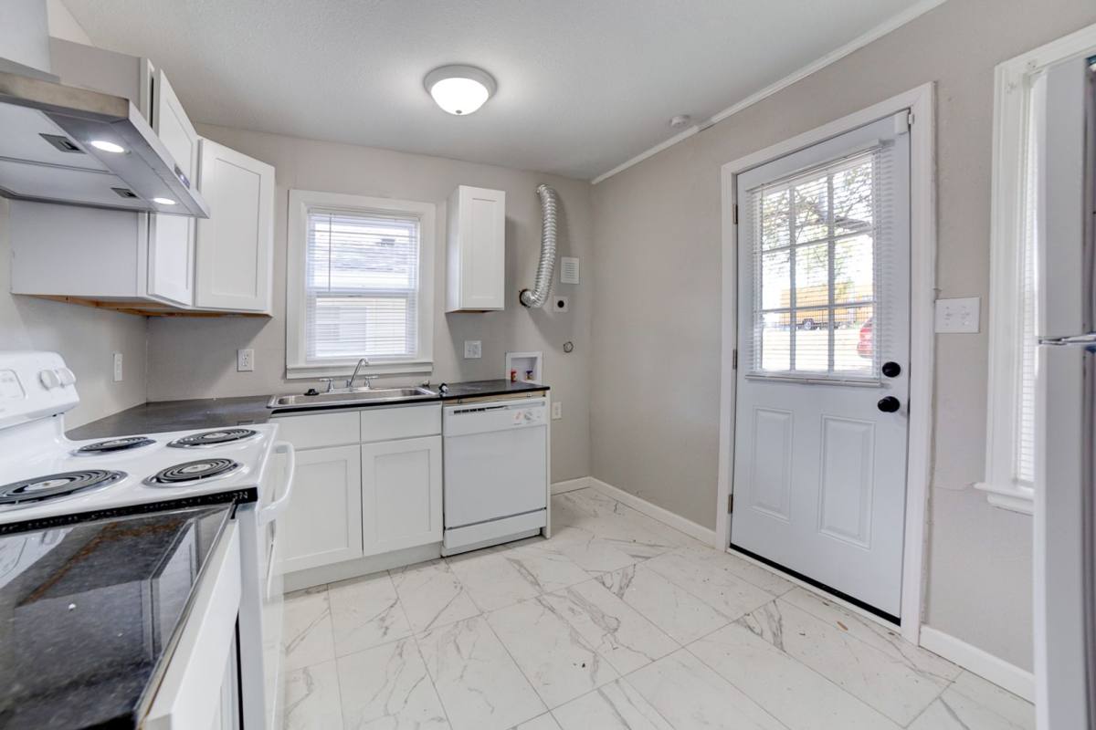 Apartment for rent at 6938 E 10th St, Tulsa, OK 74112