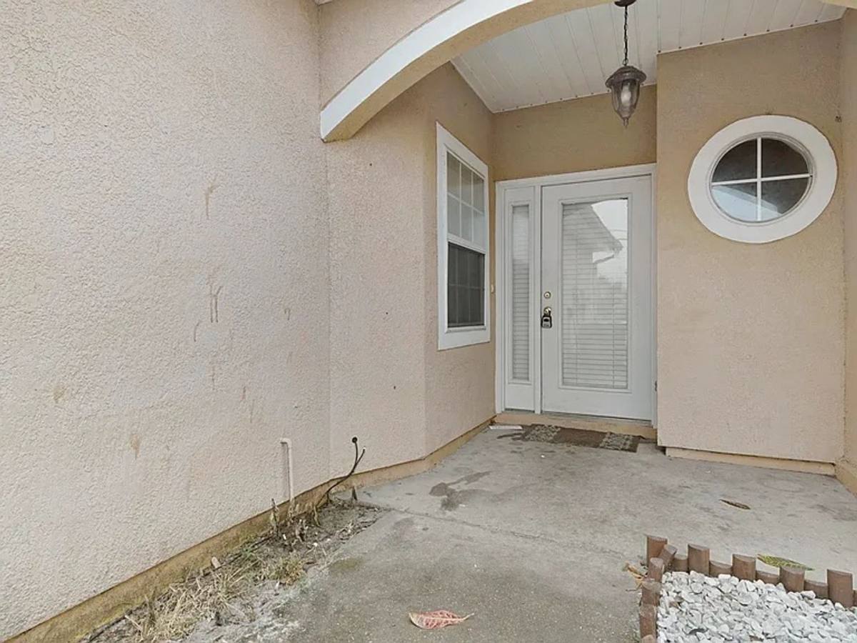Townhouse for rent at 2612 Ravenwood Court, Lynn Haven, FL 32444