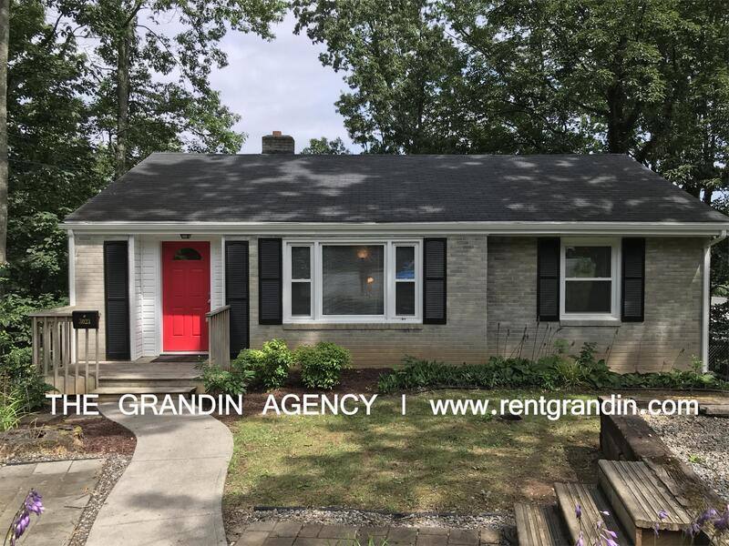 House for rent at 3023 Hollowell Ave SW, Roanoke, VA 24015