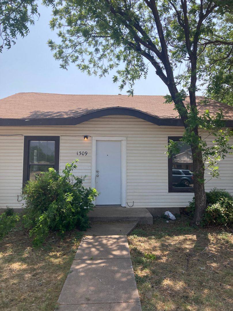 House for rent at 1309 Cypress St, Abilene, TX 79601
