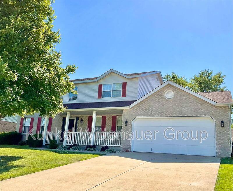 House for rent at 110 Saint Sabre Dr, Belleville, IL 62226
