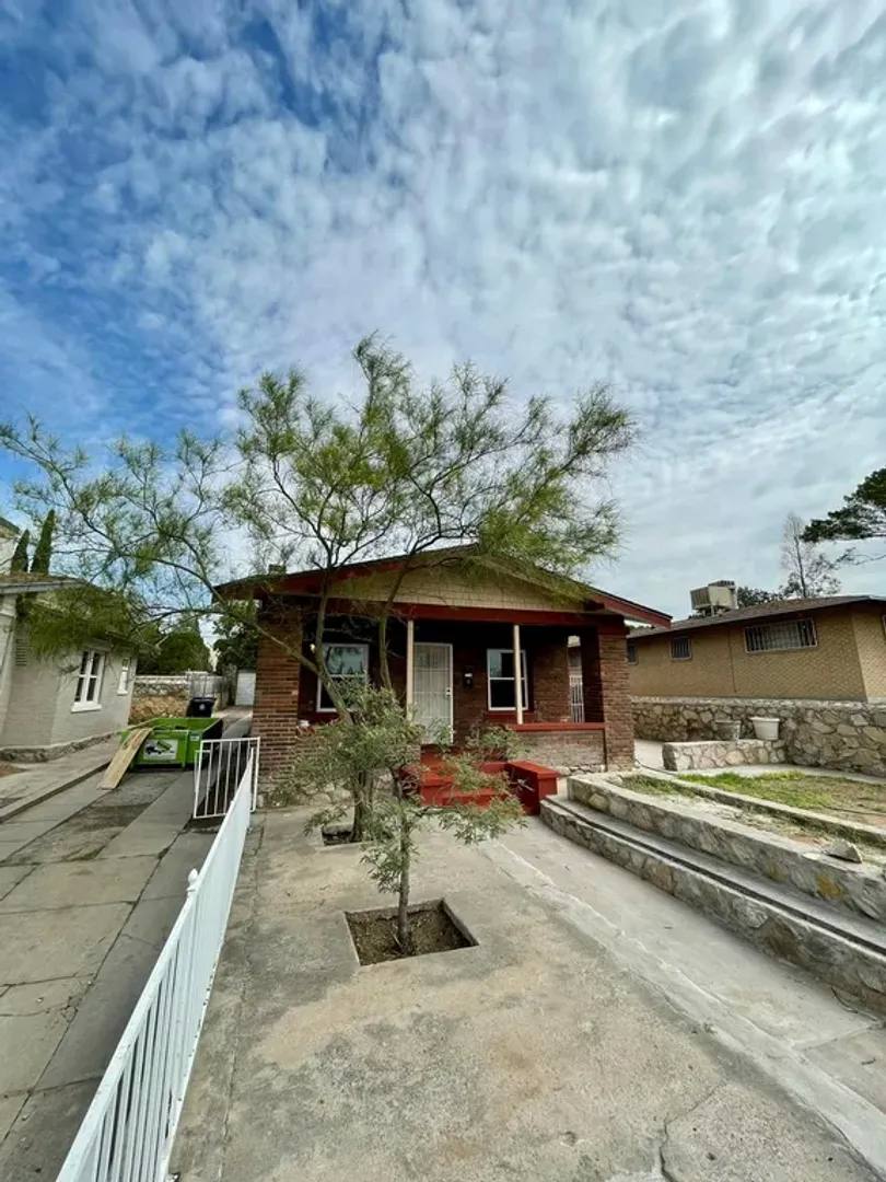 House for rent at 4415 Trowbridge, El Paso, TX 79903