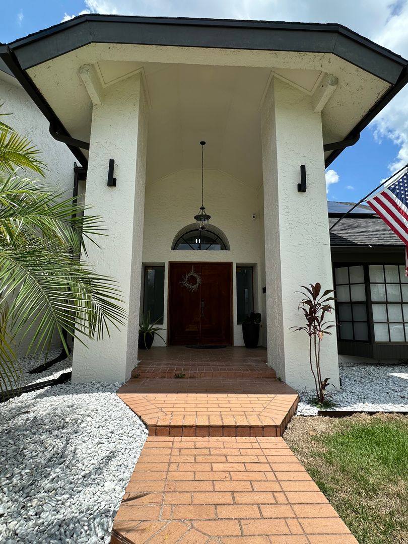 House for rent at 203 Santa Rosa Dr, Winter Haven, FL 33884
