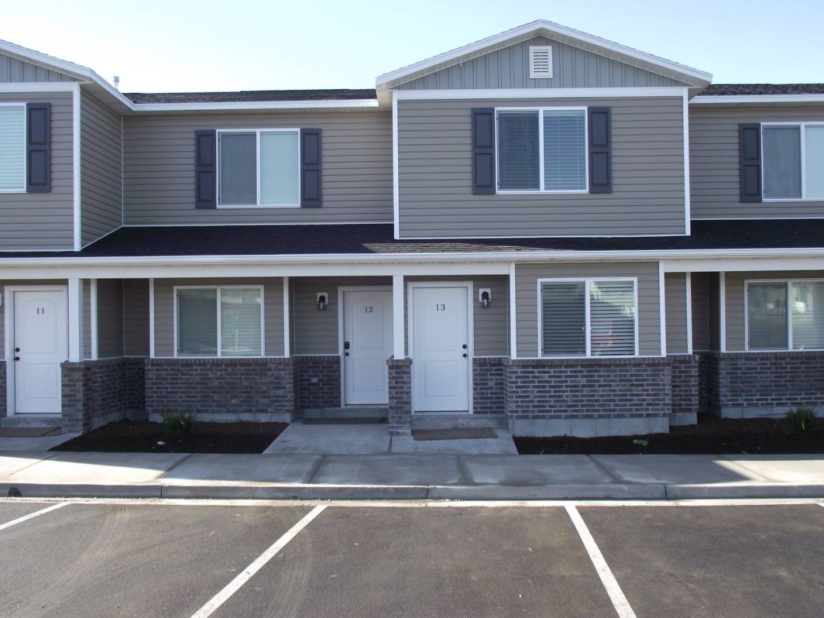 Apartment for rent at 120 W 400 S, Smithfield, UT 84335