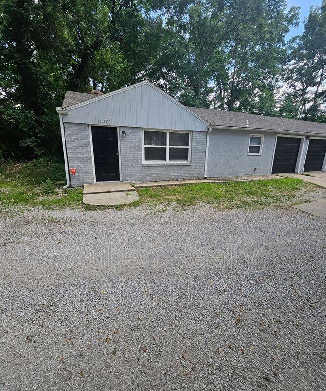 House for rent at 11300 E 15th St S, Independence, MO 64052