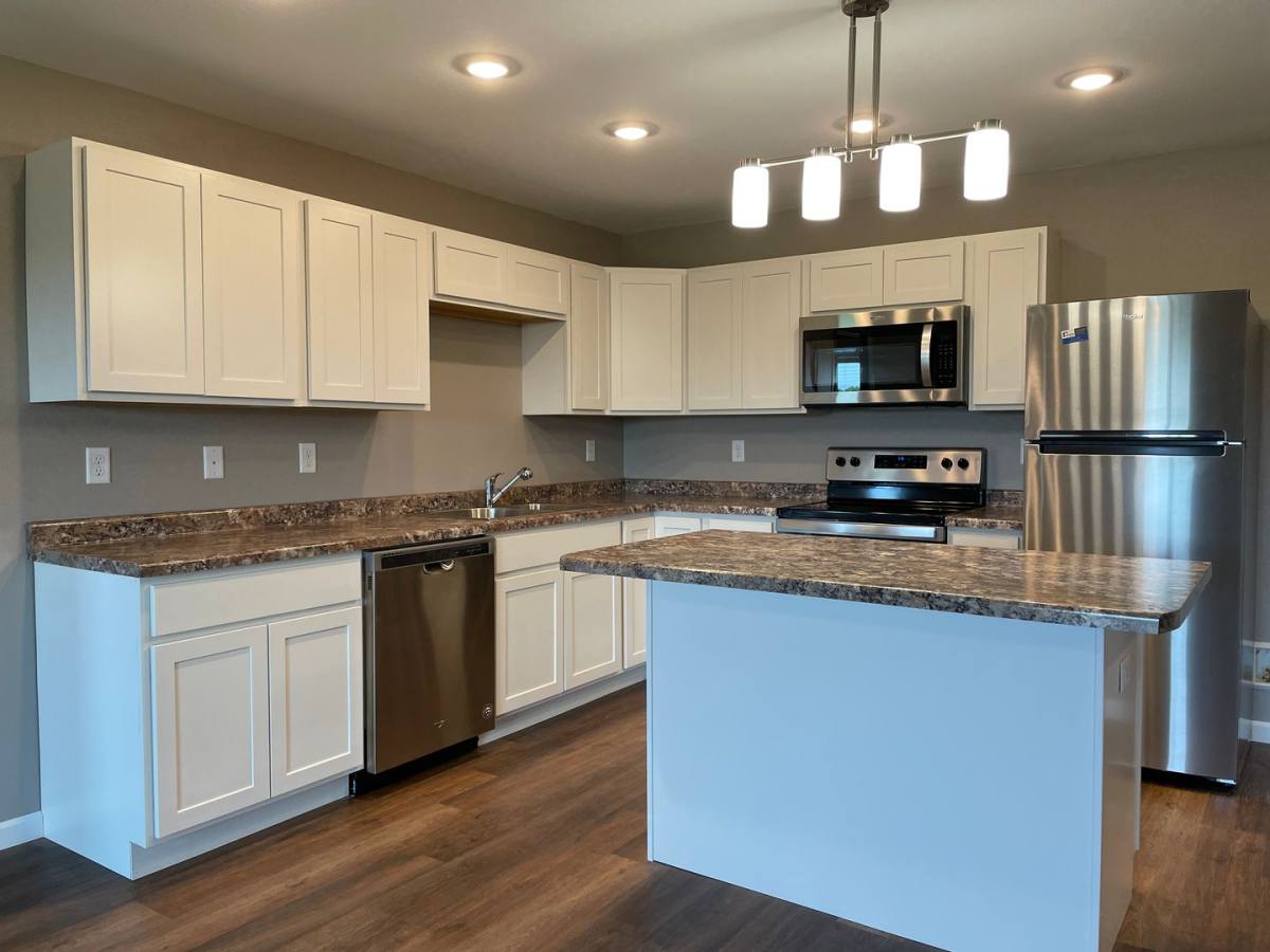 Apartment for rent at 1011 30th St NW, Willmar, MN 56201