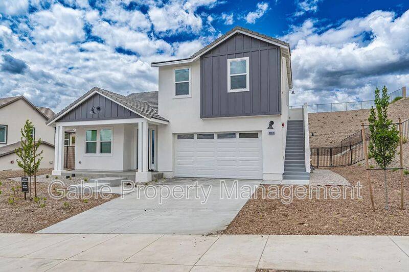 Apartment for rent at 28818 1 2 Saddle Circle, Castaic, CA 91384