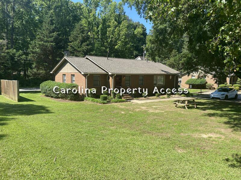 Condo for rent at 107 New Cooper Square, Chapel Hill, NC 27517
