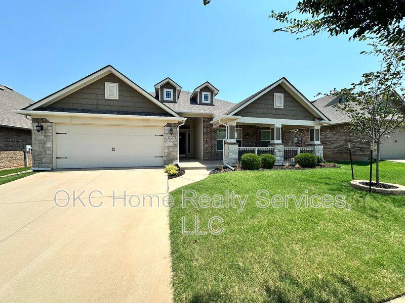 House for rent at 18504 Las Meninas Dr, Edmond, OK 73012