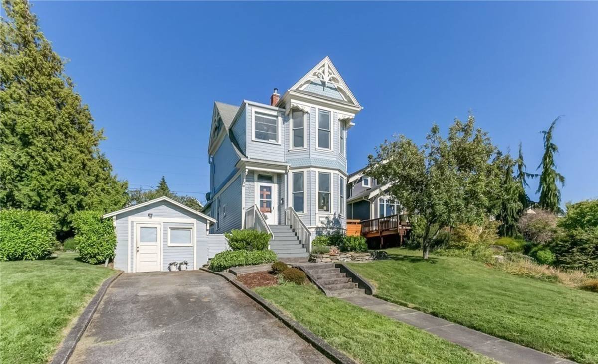 House for rent at 1017 15th St, Bellingham, WA 98225