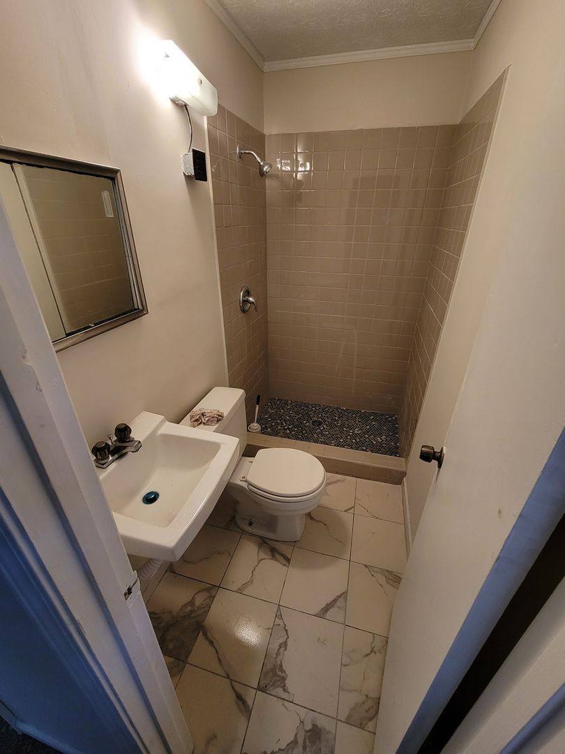 House for rent at 402 Eastwood Dr, Dublin, GA 31021