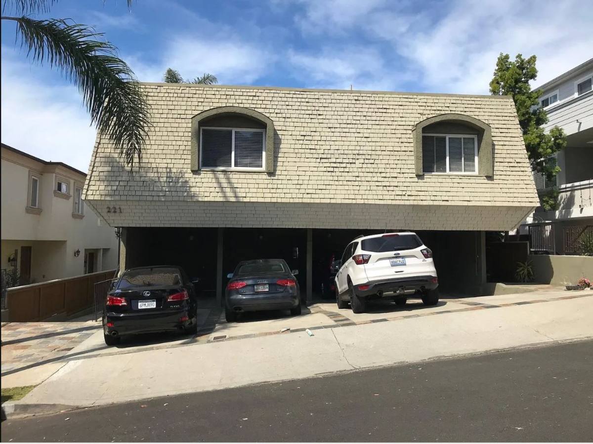 Apartment for rent at 221 Sheldon St, El Segundo, CA 90245