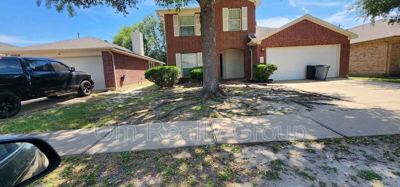 House for rent at 10219 Riderdale Park Lane, Houston, TX 77070
