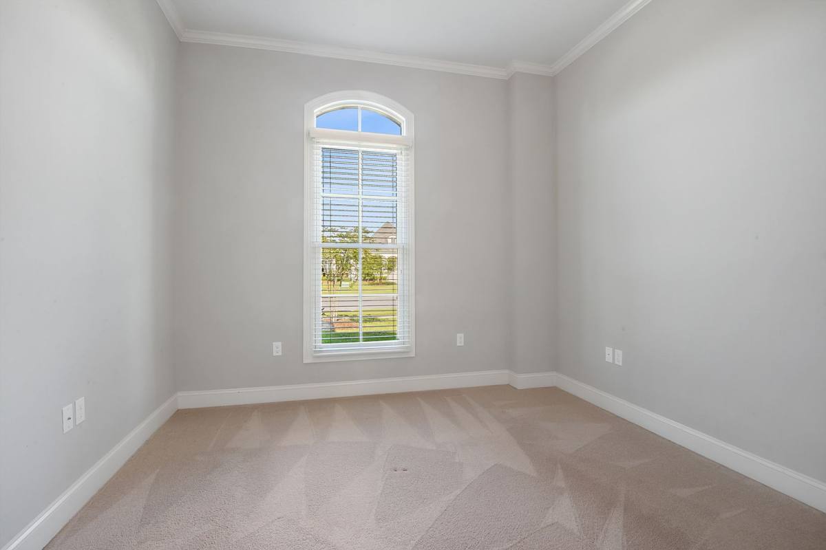 House for rent at 2619 Cresthaven Ave, Baton Rouge, LA 70810