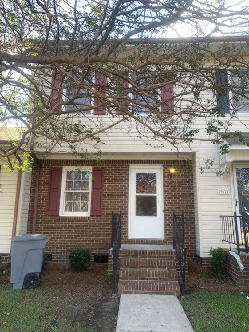 3703-4 Cliffridge Dr, Lumberton, NC 28358