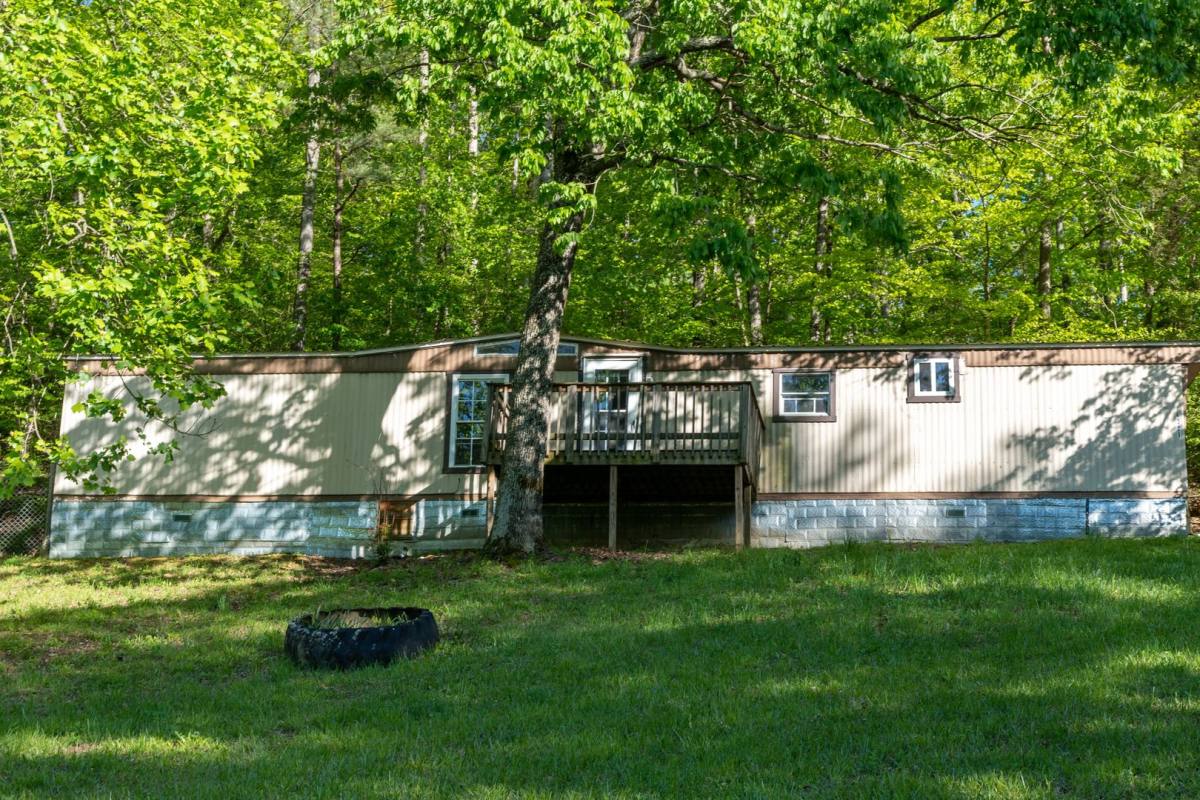 House for rent at 4301 Budds Creek Rd, Cunningham, TN 37052