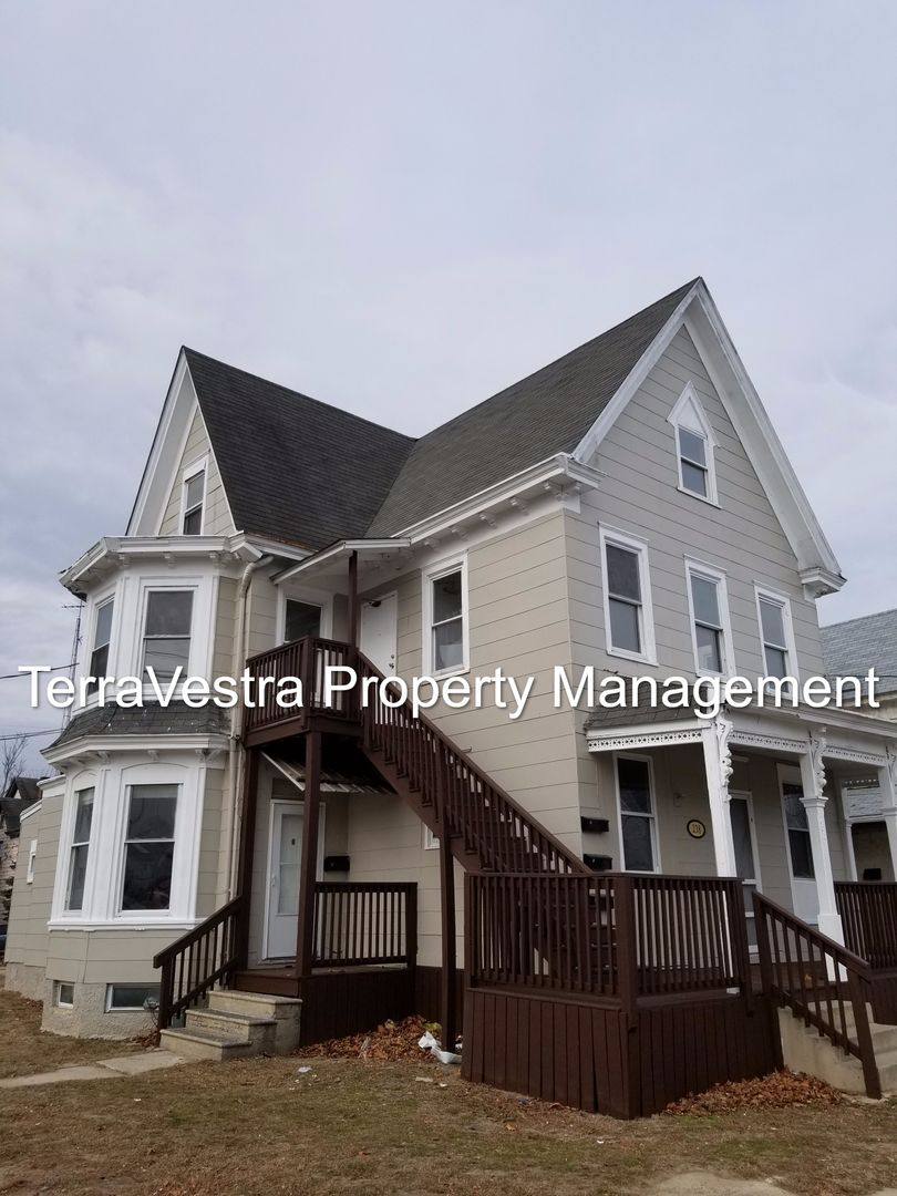 Apartment for rent at 238 S 4th St, Millville, NJ 08332