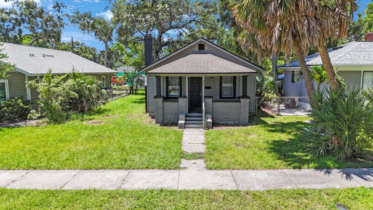 House for rent at 940 23rd Ave S, Saint Petersburg, FL 33705