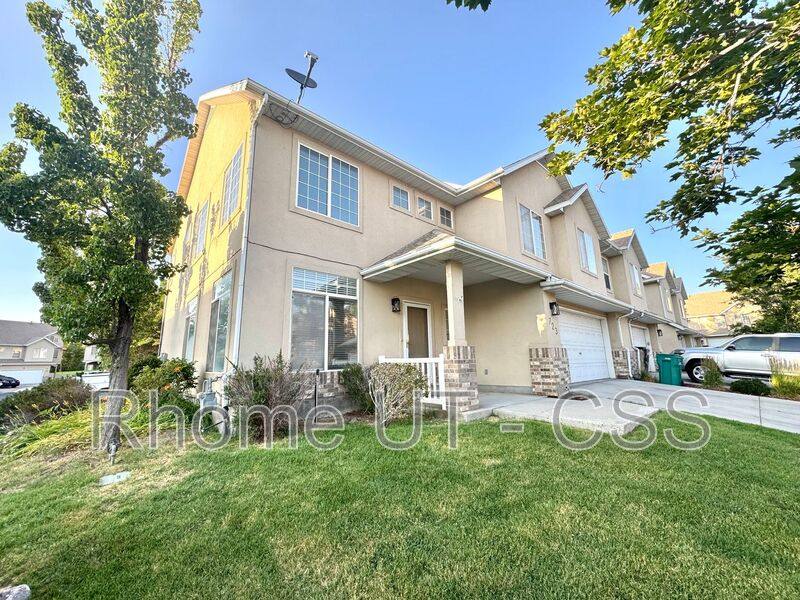 Townhouse for rent at 723 E Sandy Point Dr, Draper, UT 84020