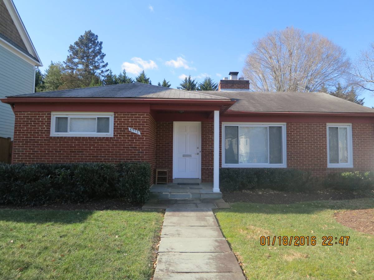 House for rent at 8912 Ridge Place, Bethesda, MD 20817