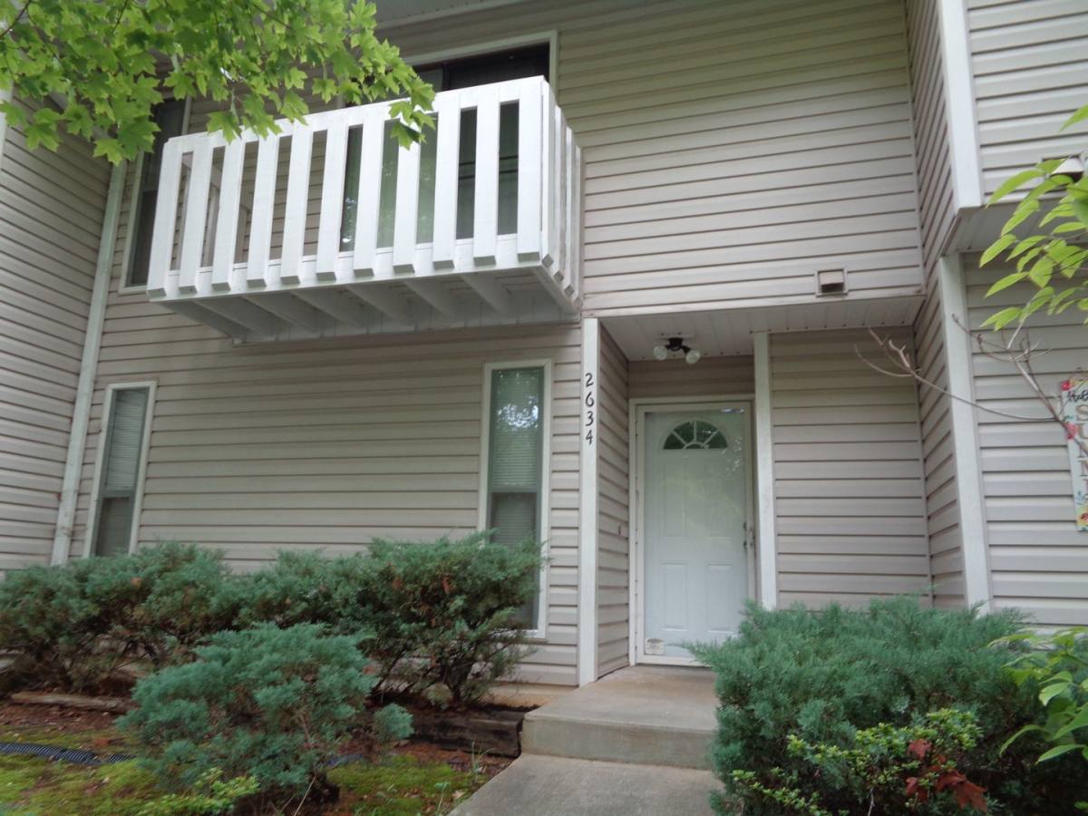 Townhouse for rent at 2634 Tantelon Place, Winston Salem, NC 27127