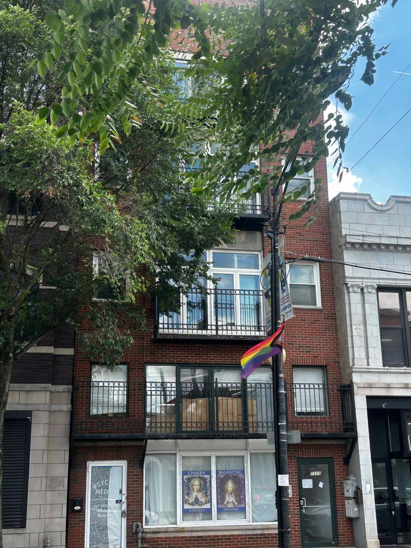Condo for rent at 1111 Belmont Ave, Chicago, IL 60657