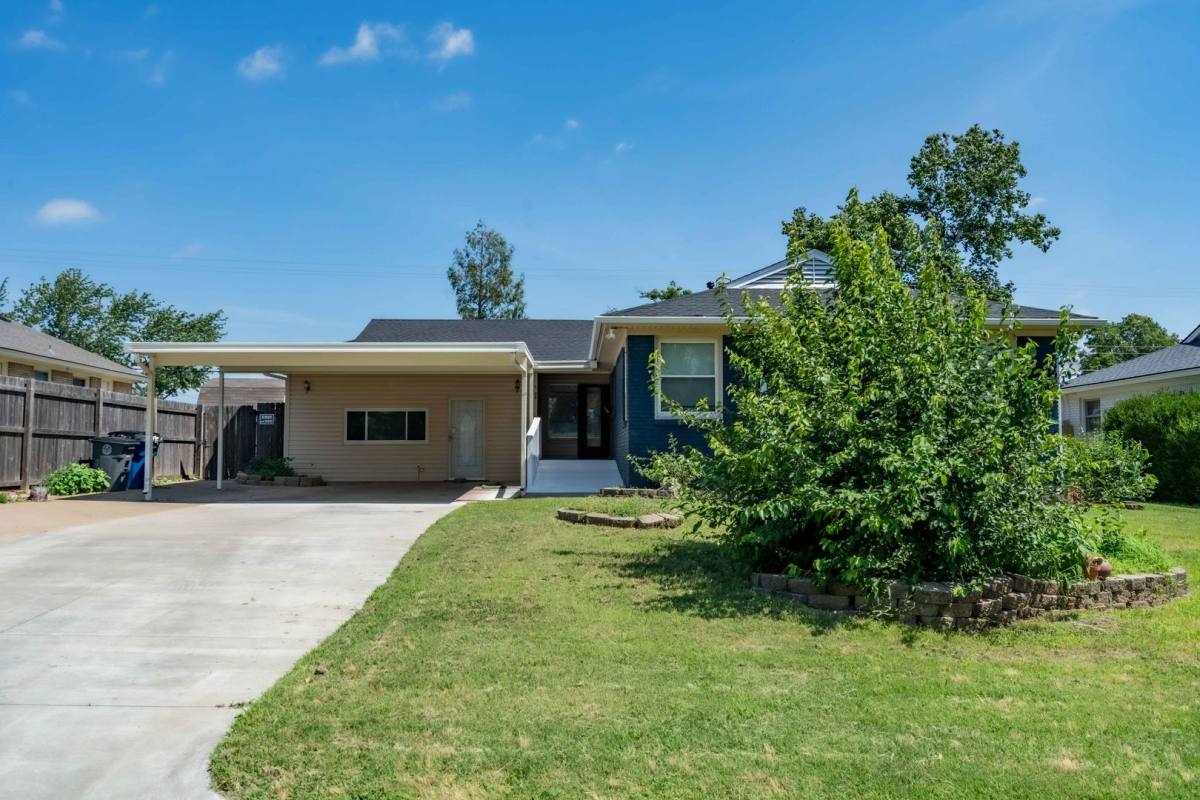 House for rent at 5709 E 22nd St, Tulsa, OK 74114