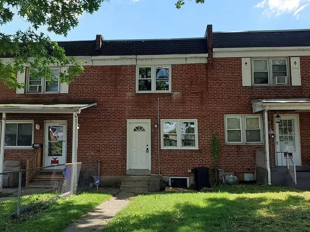 House for rent at 1205 Rolleston St, Harrisburg, PA 17104