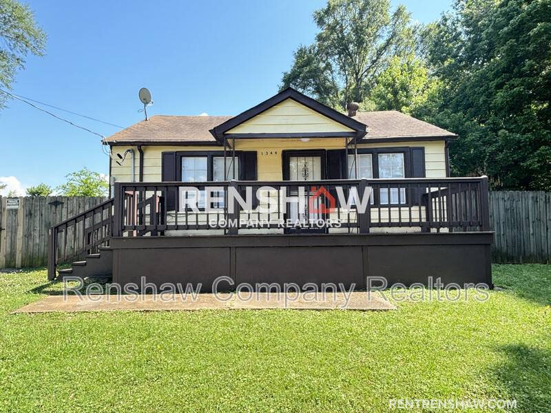 House for rent at 1349 Longcrest Rd, Memphis, TN 38109