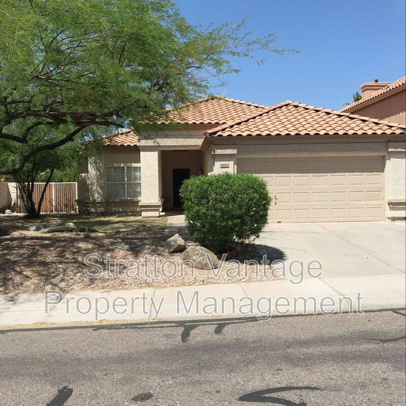 House for rent at 16828 S 13th Way, Phoenix, AZ 85048