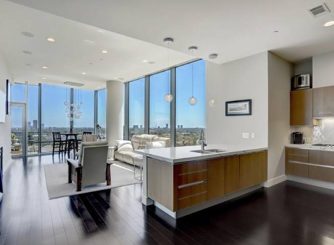 Apartment for rent at 2727 Kirby, Houston, TX 77098