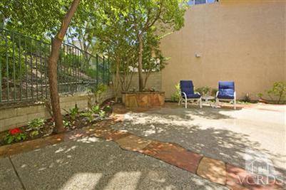 House for rent at 188 Saint Thomas Dr, Oak Park, CA 91377