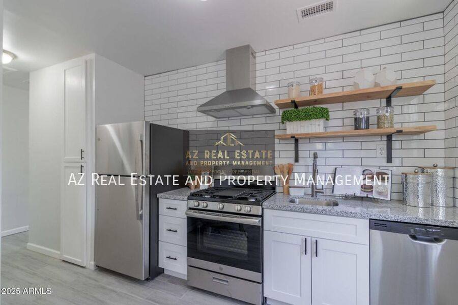 Condo for rent at 1649 E Oak St, Phoenix, AZ 85006