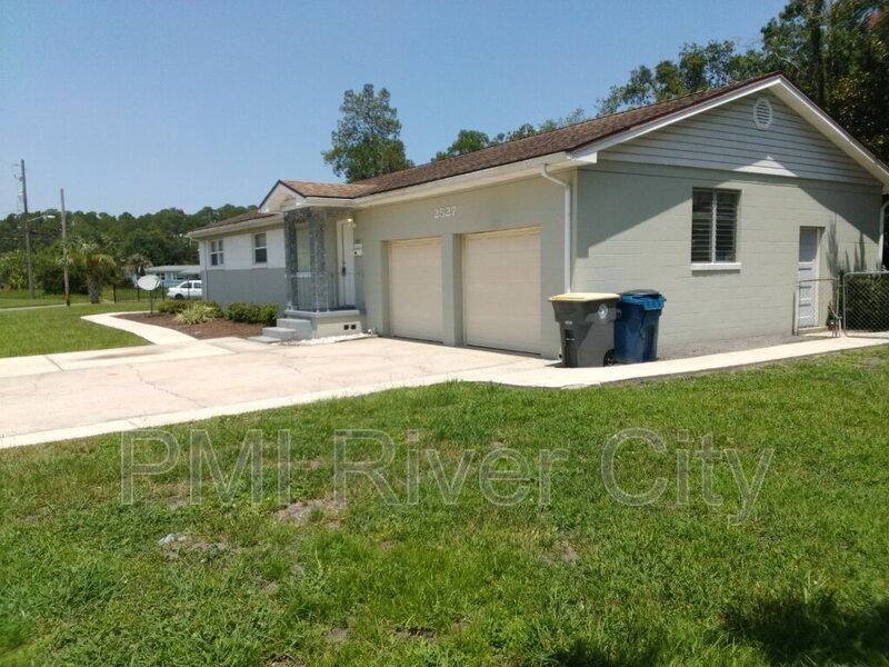 House for rent at 2527 Emily Lane, Jacksonville, FL 32216
