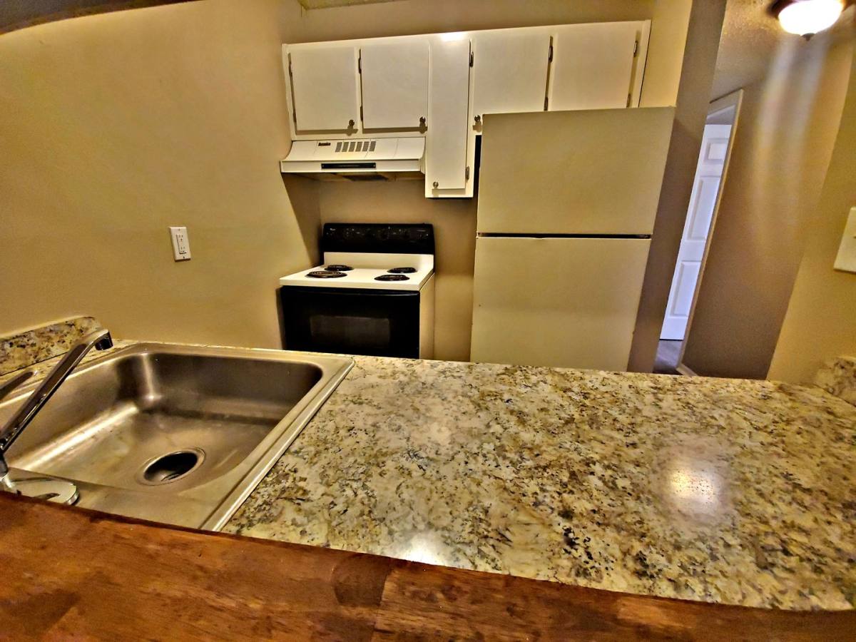 Apartment for rent at 4205 Patton Rd, Huntsville, AL 35805