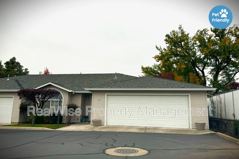 Condo for rent at 1221 Skeeters Lane #19, Medford, OR 97504