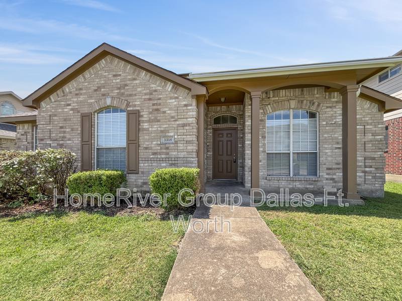 House for rent at 3318 Lochwood Dr, Mesquite, TX 75181