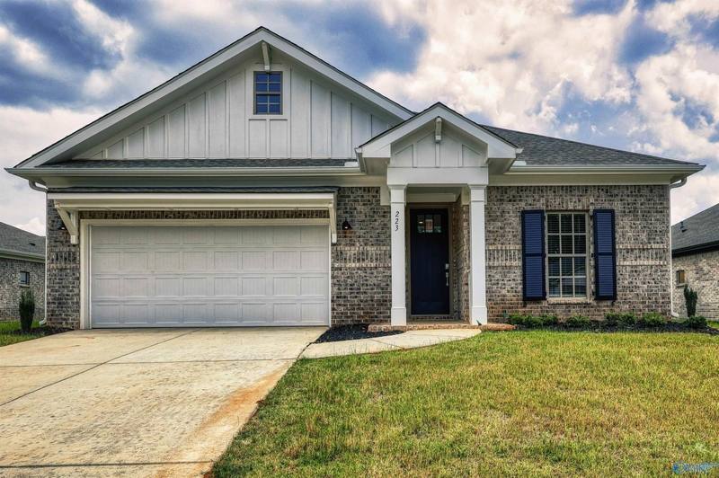 House for rent at 223 Waylan Ridge Lane, Madison, AL 35757