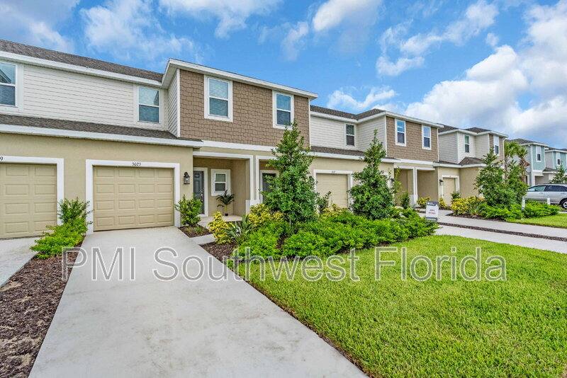 Townhouse for rent at 3023 Novara Lane, Bradenton, FL 34211