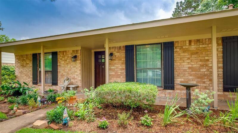 House for rent at 4723 Lost Oak Dr, Spring, TX 77388