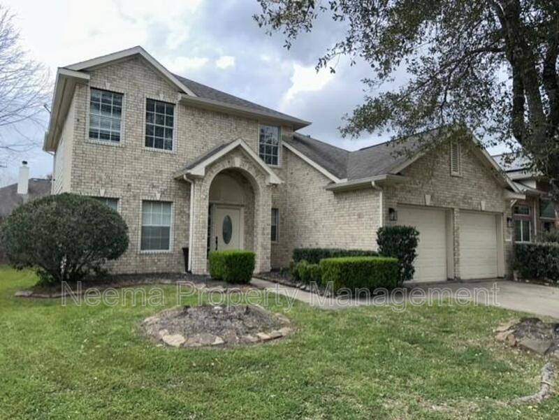 3230 Vanity Dr, Pearland, TX 77584