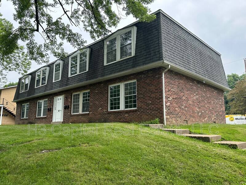 Apartment for rent at 100 Gettysburg #C, Belleville, IL 62226