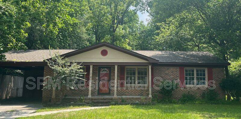 House for rent at 228 Huntington Rd, Wilmington, NC 28403