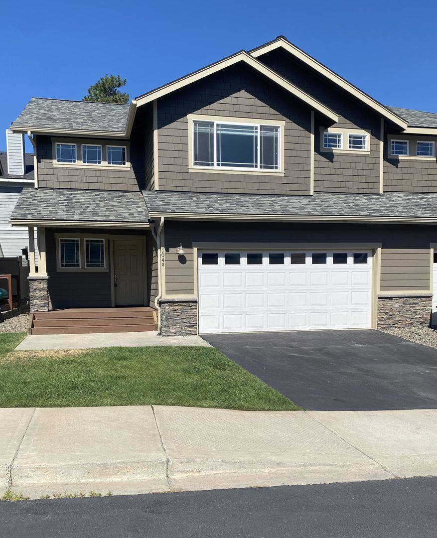 Townhouse for rent at 104 Vineyard Lane, Chelan, WA 98816