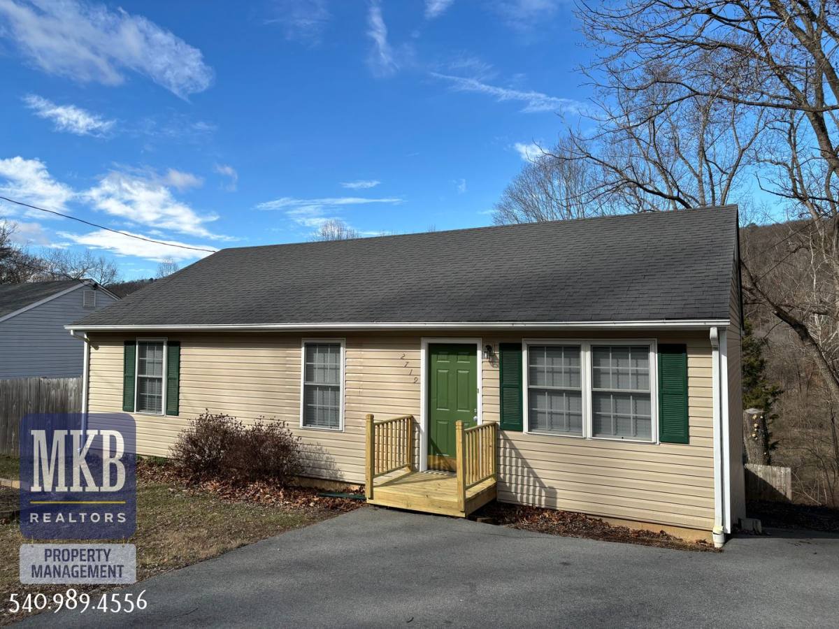 House for rent at 2719 Bandy Rd, Roanoke, VA 24014