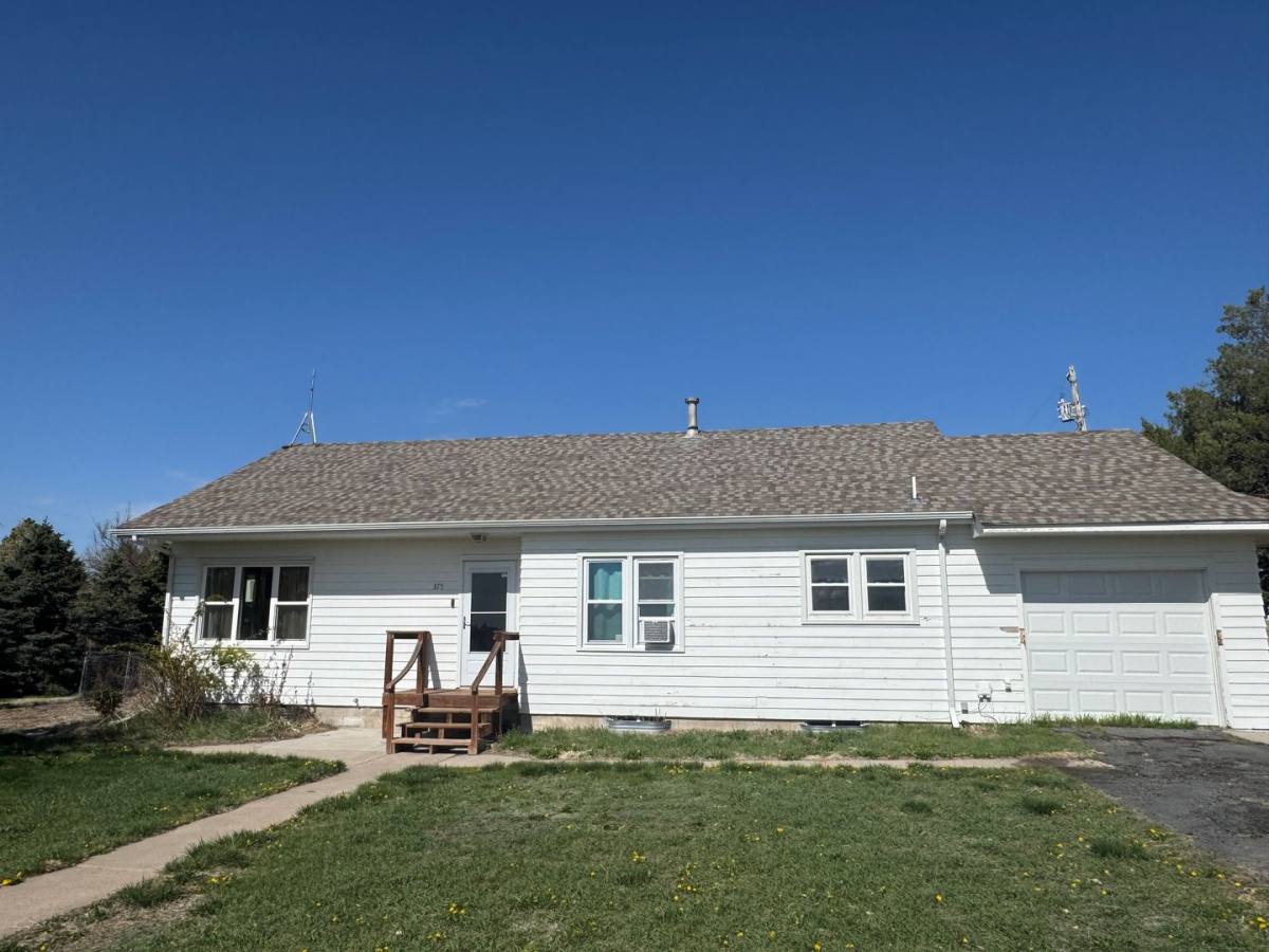 House for rent at 375 S Cedar Ave, Akron, CO 80720